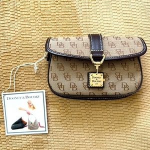 Brand new Dooney & Bourke wristlet